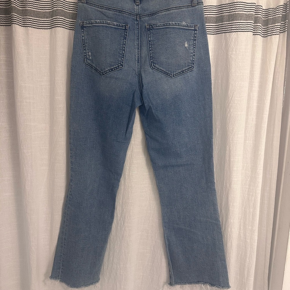 Express High Rise Cropped Flare Jeans - Picture 2 of 3